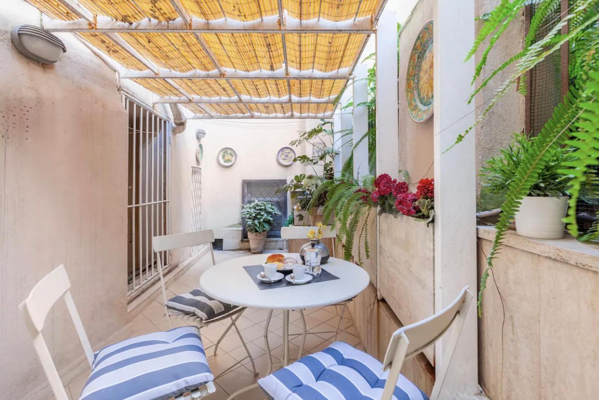 Campo Dei Fiori Modern Apartment With Terrace Rome Bagian luar foto